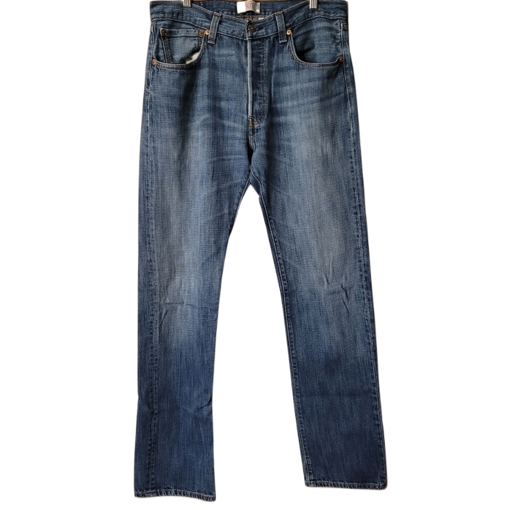 Levi's 501 Classic Jean's Size 33 x 36
